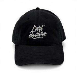 Casquette “L’art de vivre” large