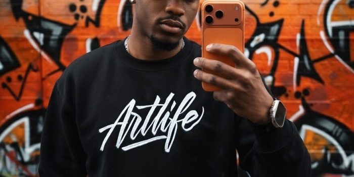 casquette Artlife signature brodé pull noir